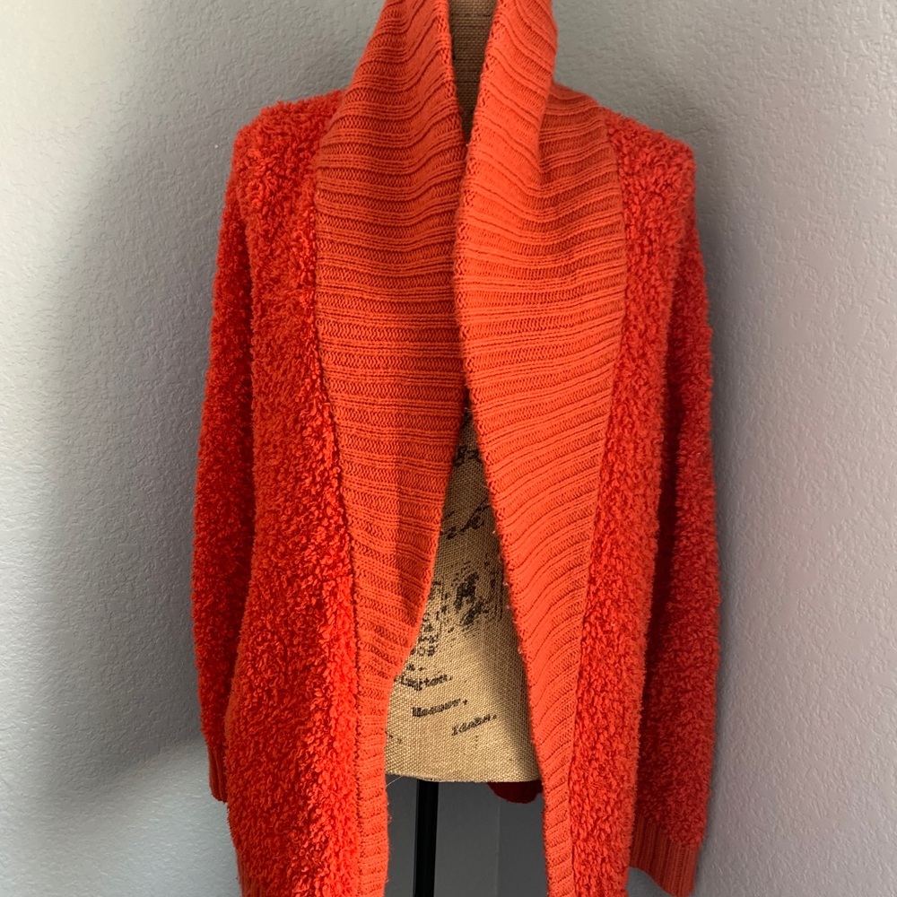 Hinge Cardigan